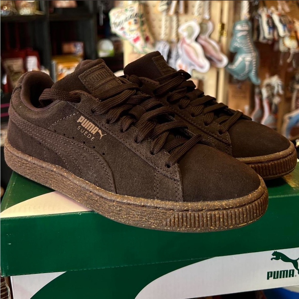 Puma Suede Low-Top Sneakers in Dark Brown / Chocolate Ice Cream Collection